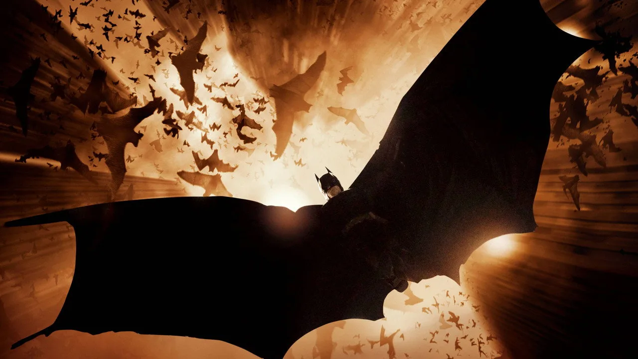 Imagem de Batman Begins — Clayface empata nota de público com Batman Begins
