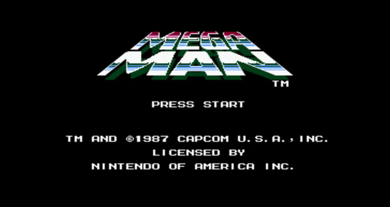Jovem em traje de Mega Man fazendo flexões com halteres ao lado de um console de videogame