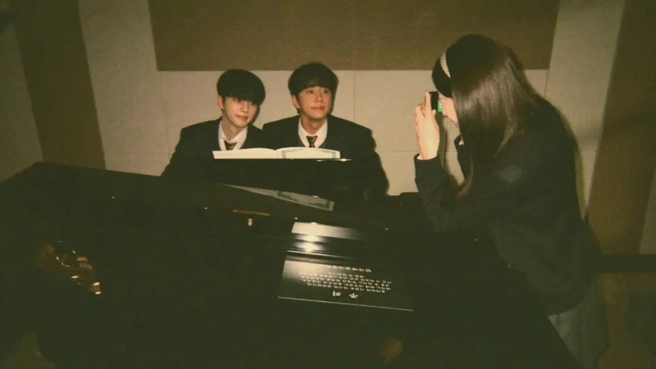 Imagem de Four Hands Two Sonatas — Four Hands Two Sonatas lidera reputação de dramas em outubro