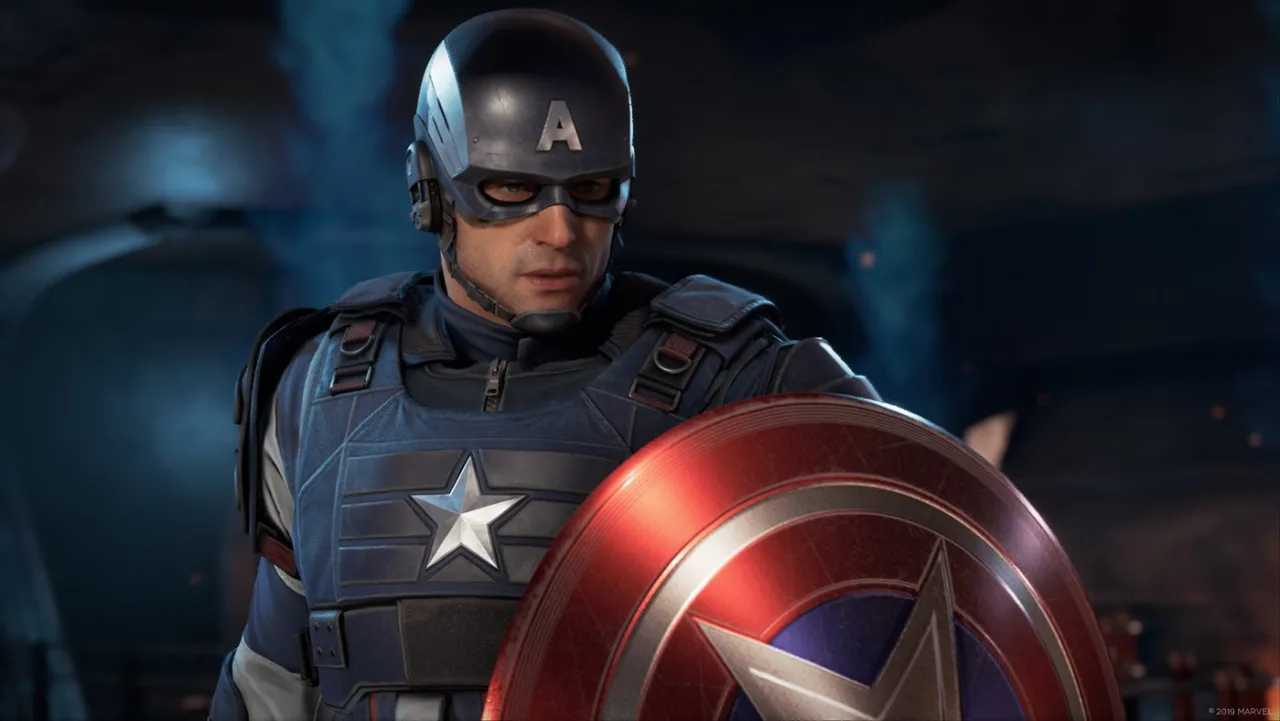 Homem em traje vermelho e dourado de Iron Man levantando halteres ao lado de um console PS5