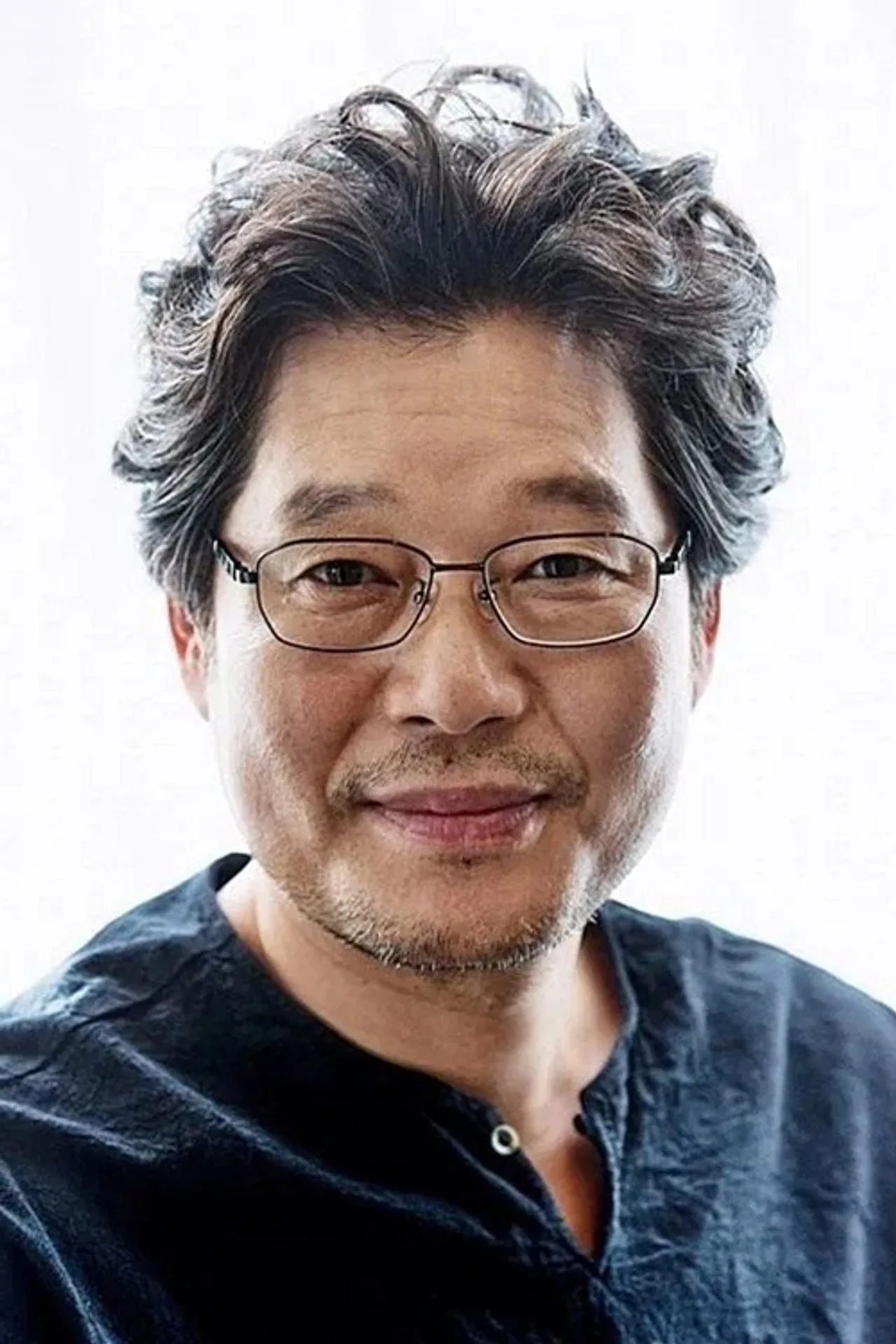 Imagem de Yoo Jae Myung — Ugly Duckling Ms. Maeng: filme revela bastidores do CSAT
