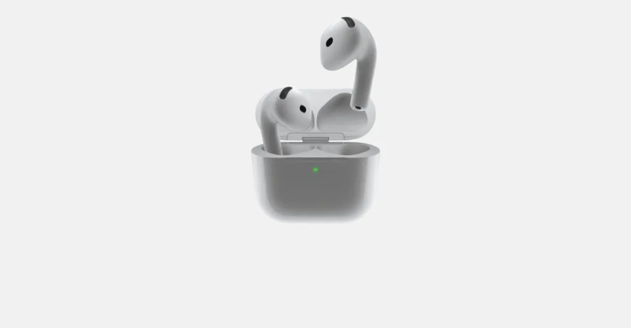 AirPods 5 prateados ao lado do logotipo da Apple em um palco iluminado, destacando seu design compacto
