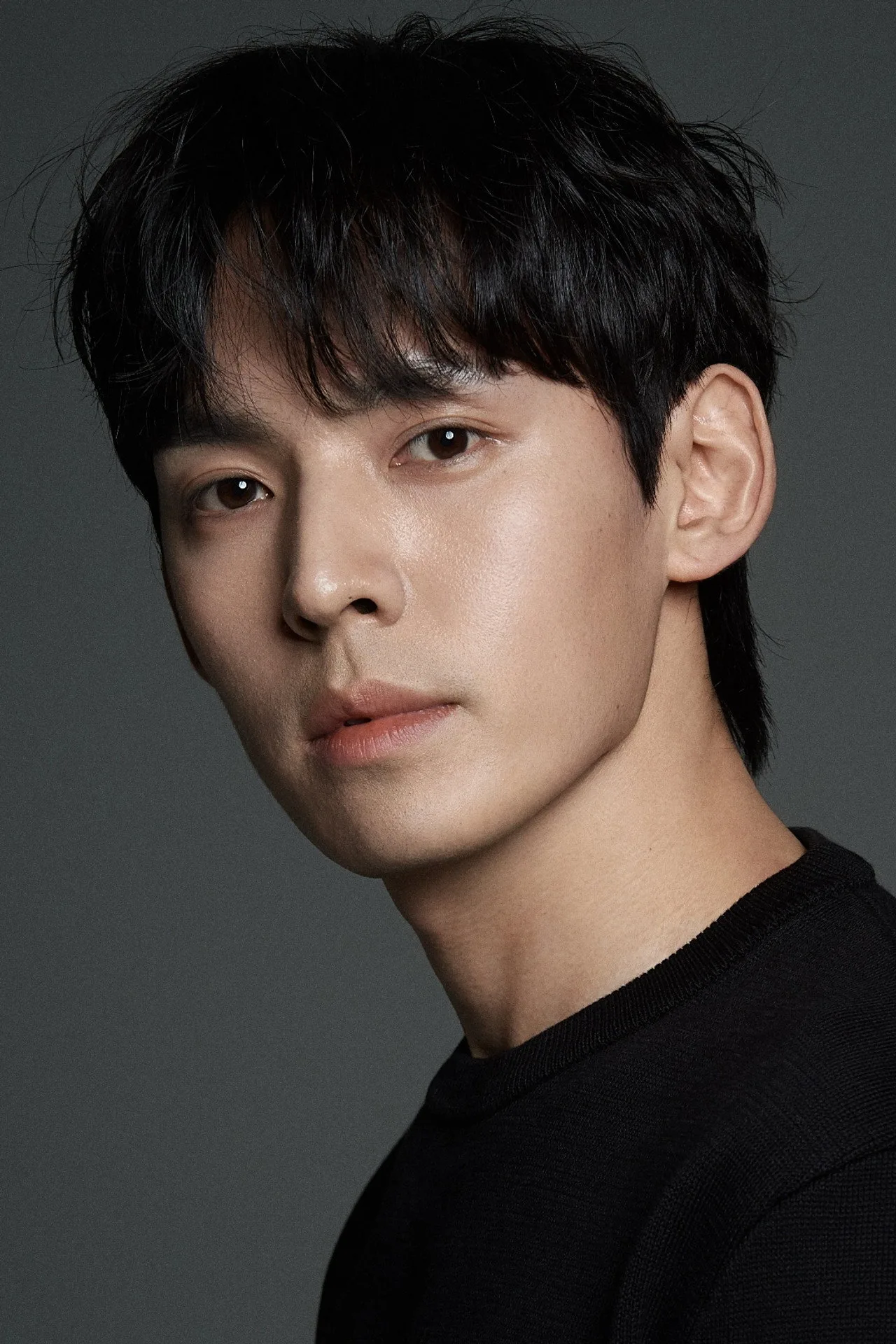 Imagem de Kang Hyung Suk — Dive Into You: Kim Ji Yeon e Park Seo Ham se reencontram no presente