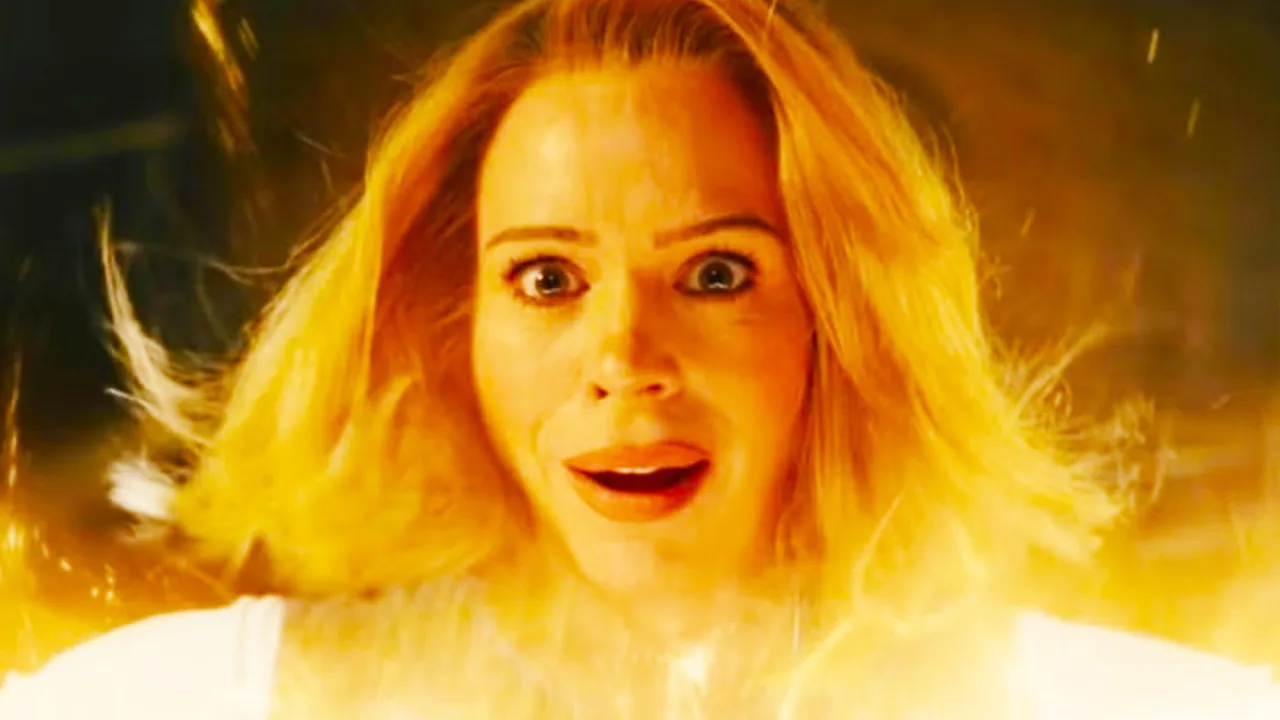 Mulher correndo na esteira segurando controle remoto, com pôster de Doctor Who ao fundo