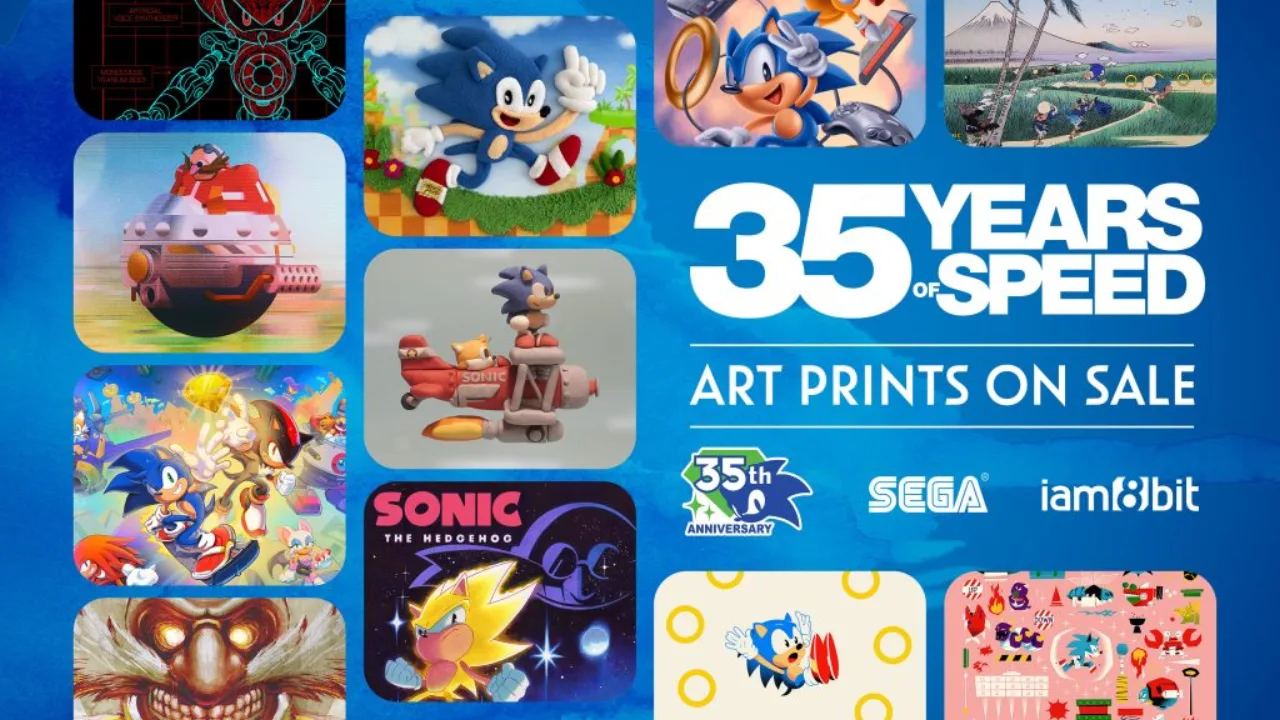 Sonic em pose icônica ao lado de pôsteres coloridos da coleção de arte da iam8bit, com logo da marca ao fundo
