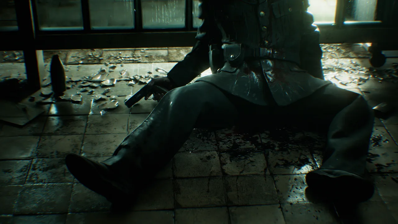 Jovem jogando Resident Evil Veronica no console, enquanto faz flexão com uma garrafa d’água ao lado