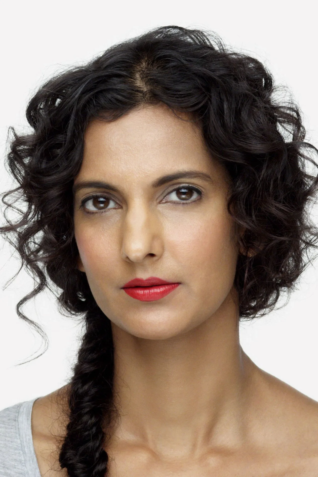Imagem de Poorna Jagannathan — Lanterns Episódio 5 revela origem dos Manhunters