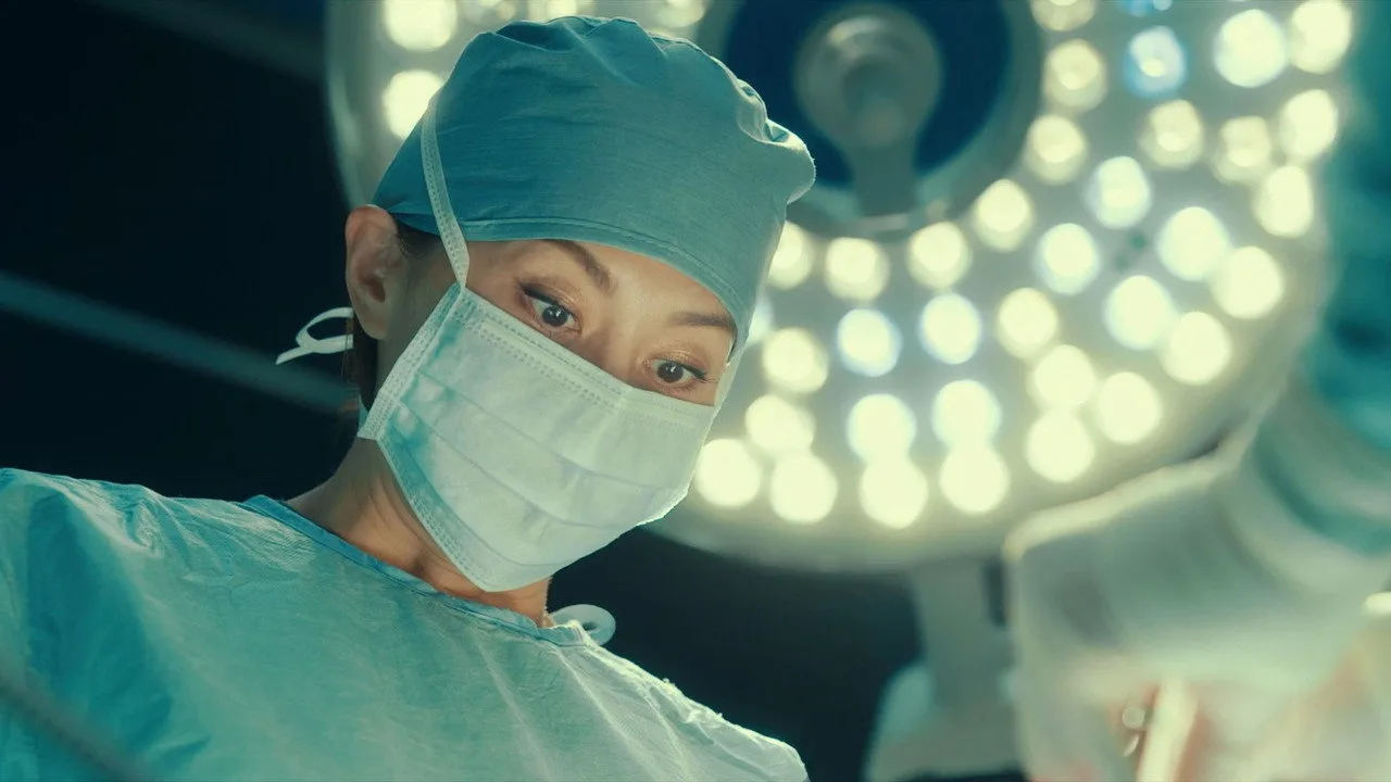 Imagem de Doctor X — Doctor X estreia 9 de outubro com Kim Ji Won