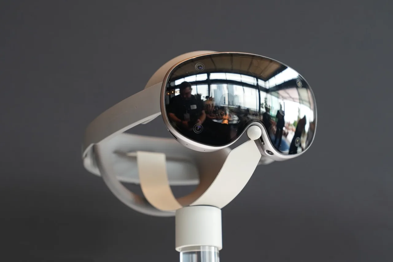 Transforme seus apps 2D em experiências 3D imersivas com o novo Galaxy XR